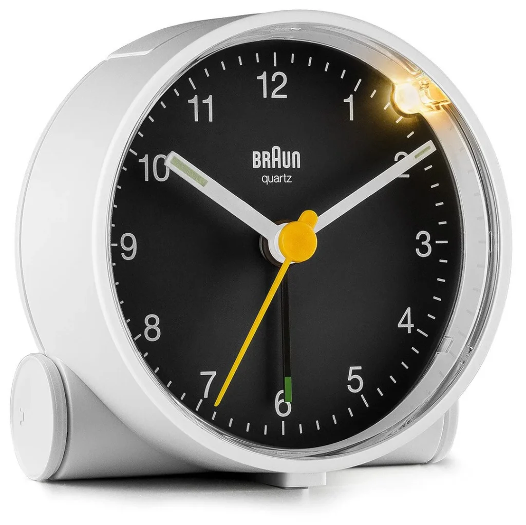 BRAUN BC01WB BEYAZ-SİYAH KLASiK ANALOG ALARMLI MASA SAATİ