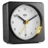 BRAUN BC03BW SİYAH-BEYAZ KLASİK SEYAHAT ANALAOG ALARMLI MASA SAATİ