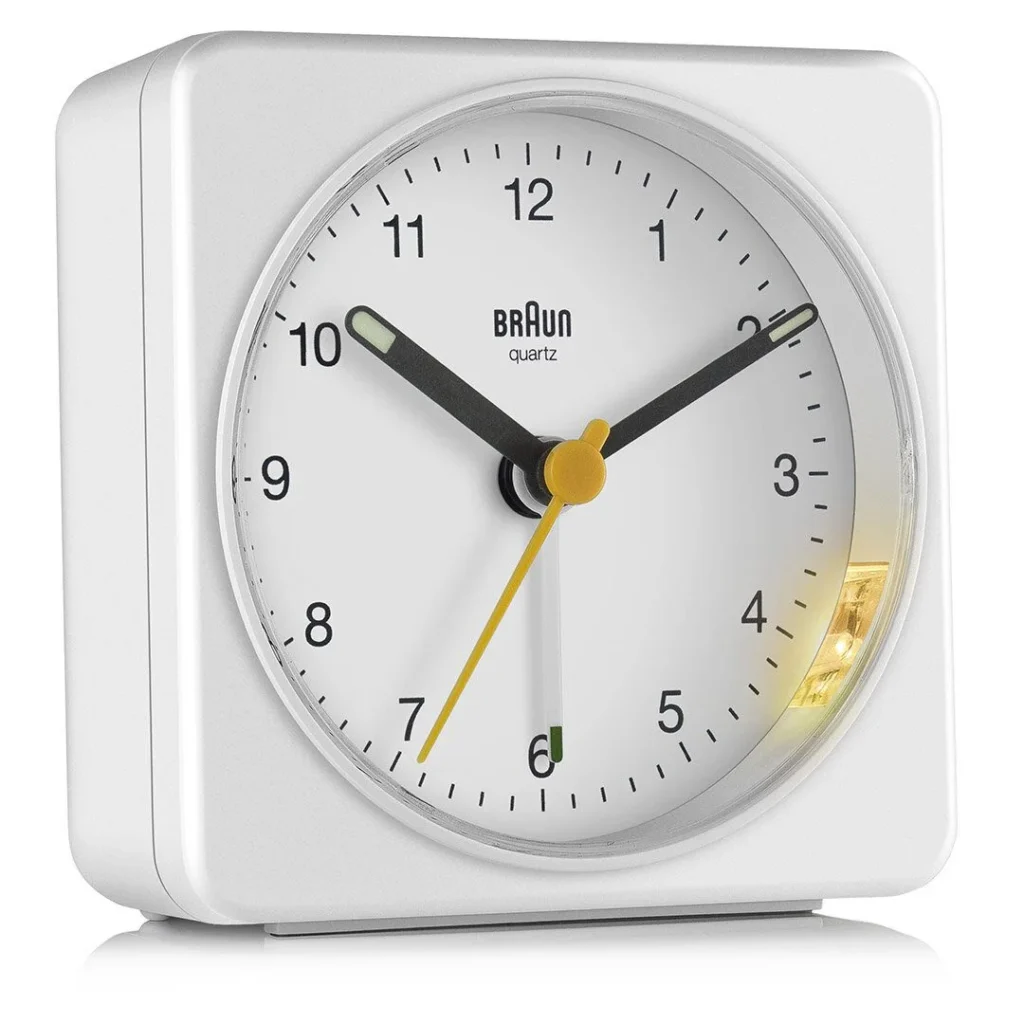 BRAUN BC03W BEYAZ KLASİK SEYAHAT ANALAOG ALARMLI MASA SAATİ
