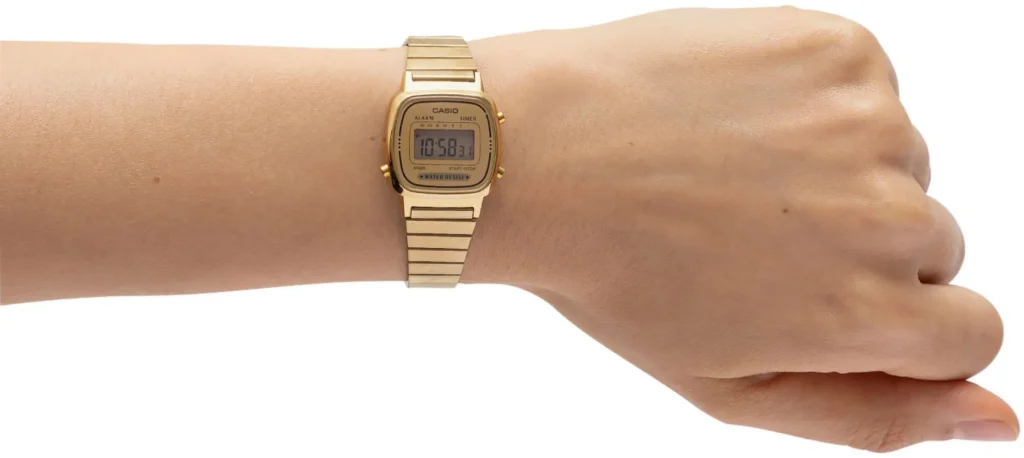 CASIO LA670WGA-9DF KADIN KOL SAATİ